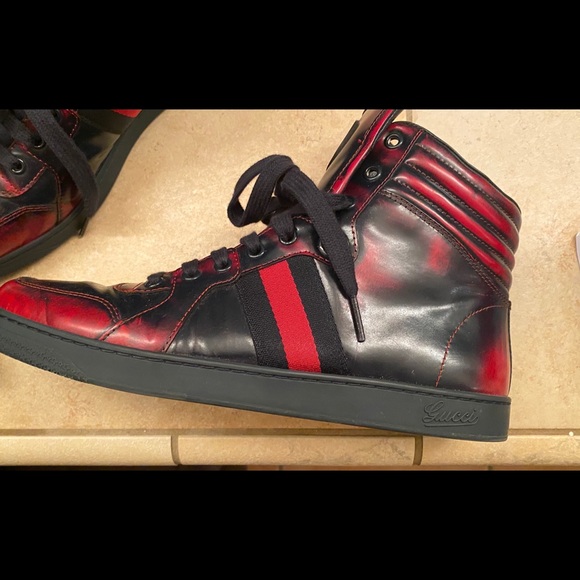 Men’s Gucci high top sneakers - Picture 5 of 7